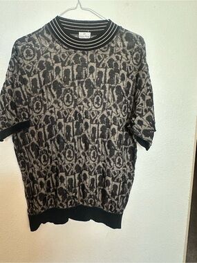 Neiman Marcus Black & Gray Patterned Crewneck Sweater